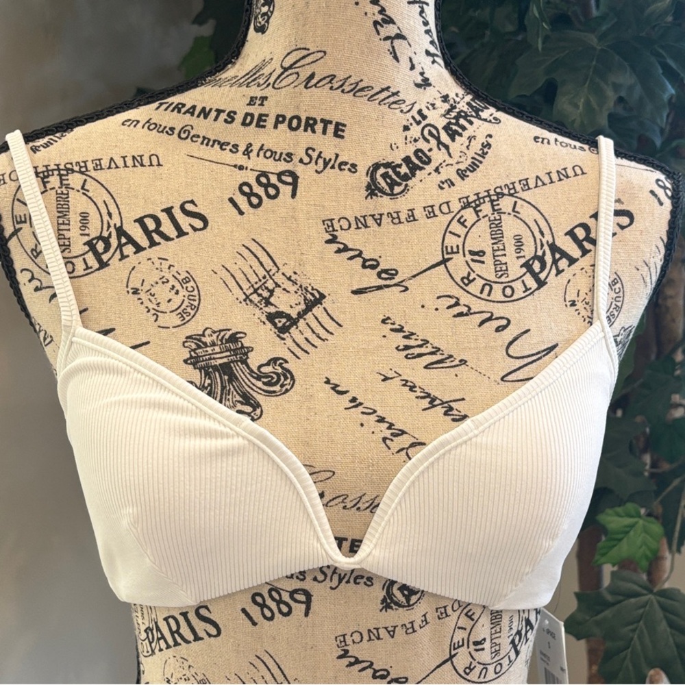 L Space Helena Bikini Top - Picture 3 of 12